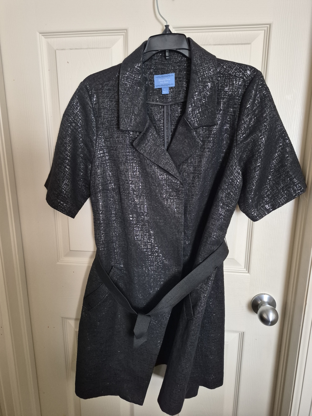 Size L Simply Vera Wang Black Textured Short-Sleeve Midi Dress with Belt